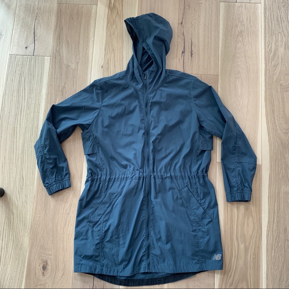 New Balance Packable Transform Trench in Petrol colour